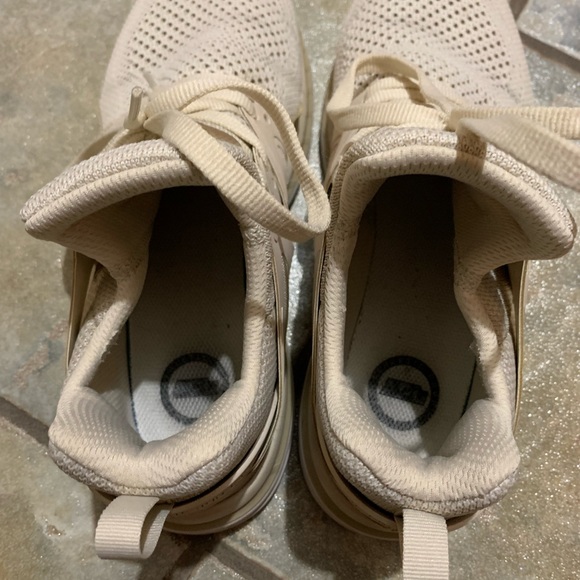 APL Ascends size 9 - Picture 5 of 5